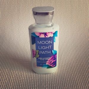 Bath and body works moonlight path body lotion